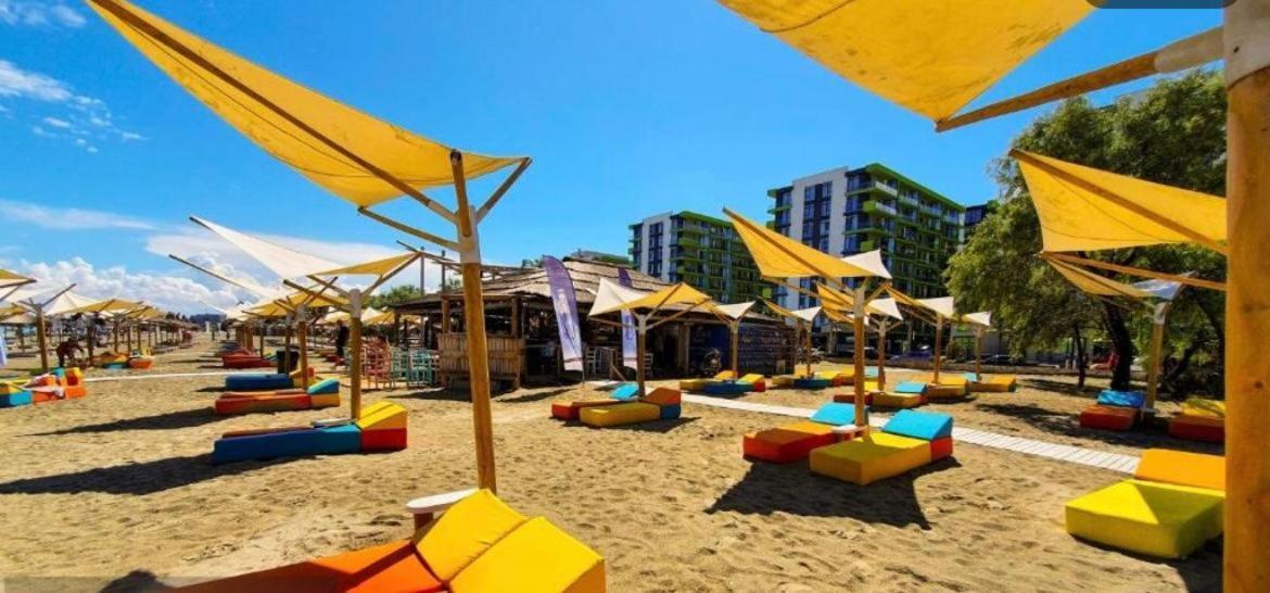 Bea Apartament On The Beach -Mamaia Nord Нэводари Экстерьер фото