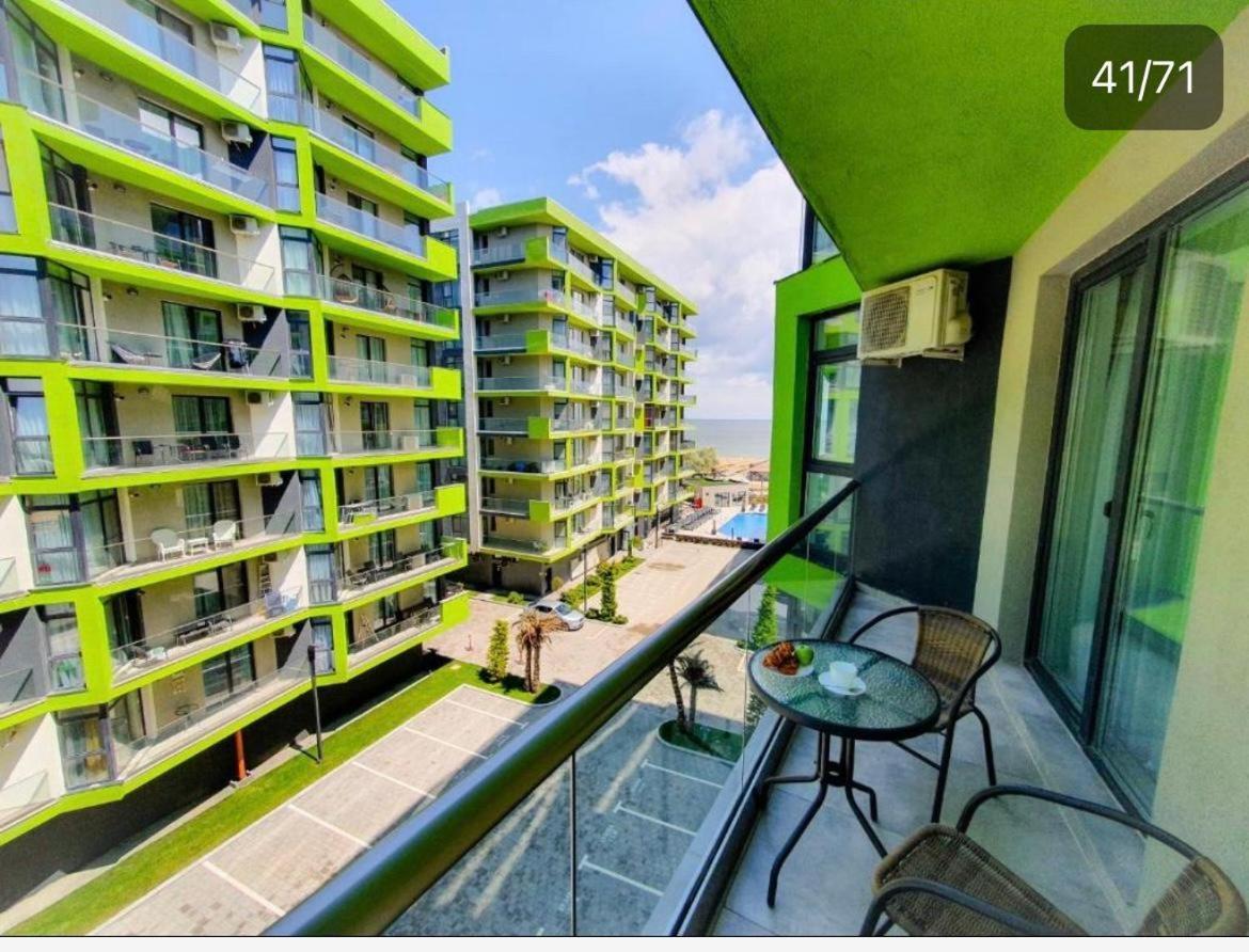 Bea Apartament On The Beach -Mamaia Nord Нэводари Экстерьер фото