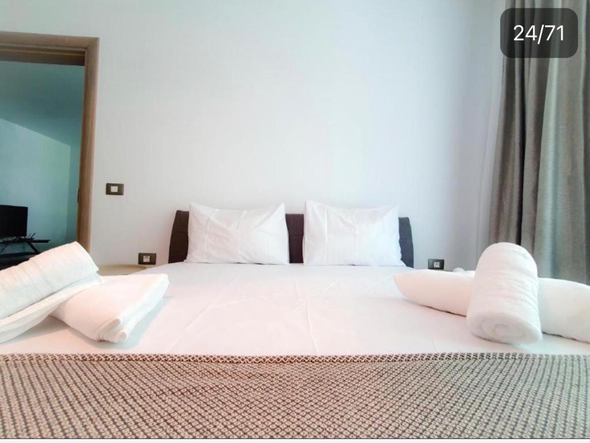 Bea Apartament On The Beach -Mamaia Nord Нэводари Экстерьер фото
